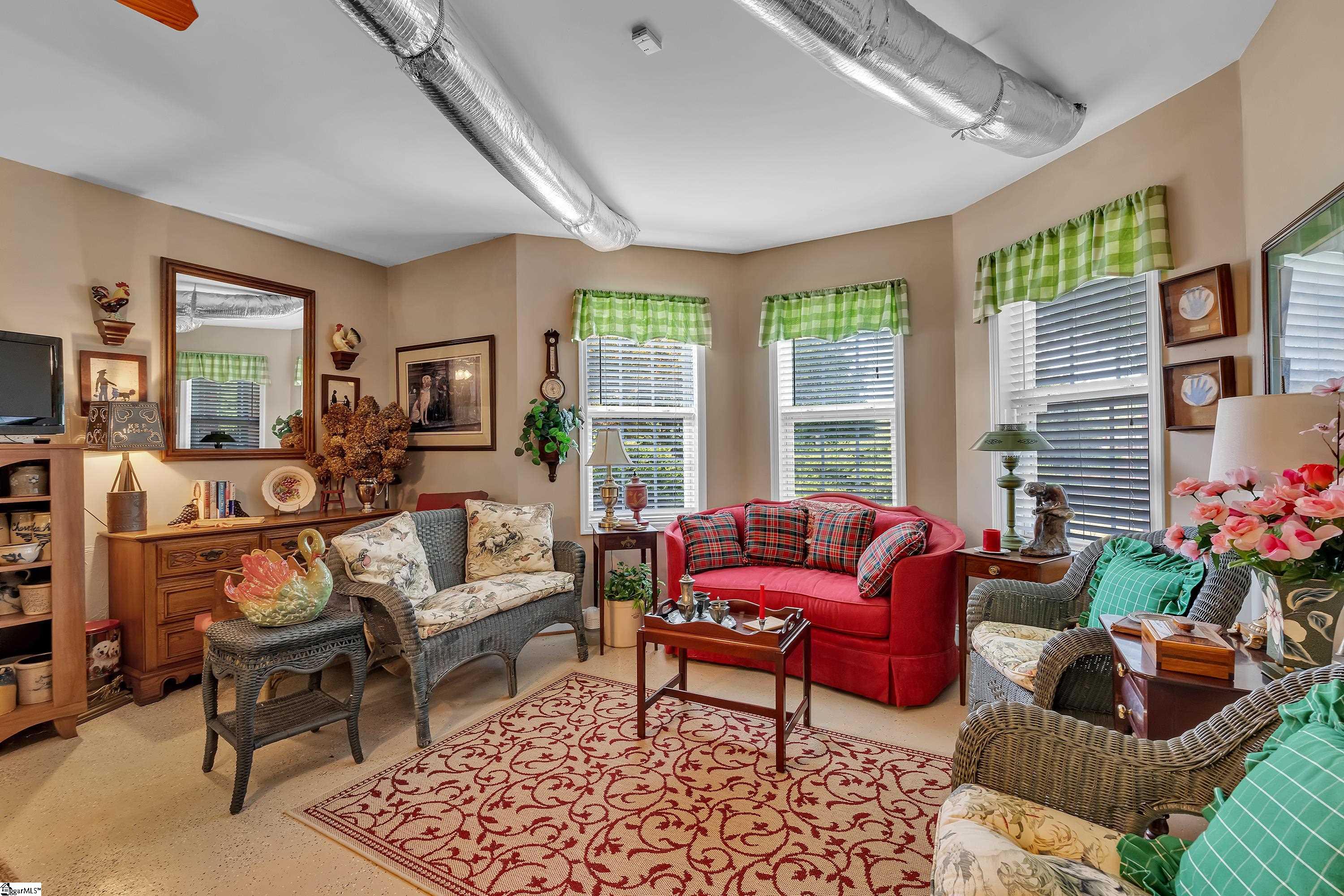 Pauline, South Carolina, 29374, United States, 4 Bedrooms Bedrooms, ,4 BathroomsBathrooms,Residential,For Sale,1846655