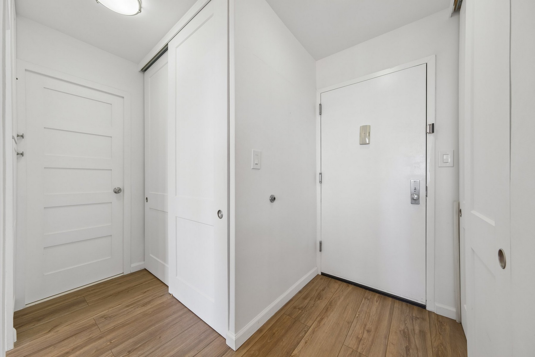  135 Montgomery St, Jc, Downtown, NJ, 07302 - 物件實景