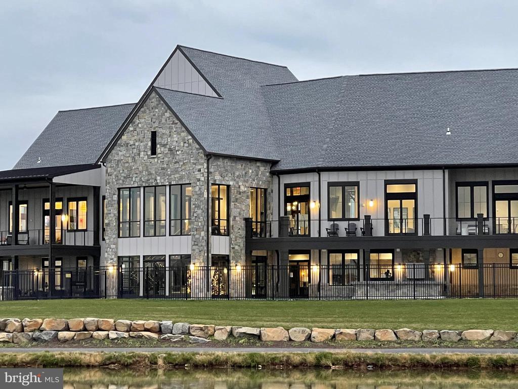 Ashburn, Virginia, 20148, United States, 3 Bedrooms Bedrooms, ,2 BathroomsBathrooms,Residential,For Sale,1977390