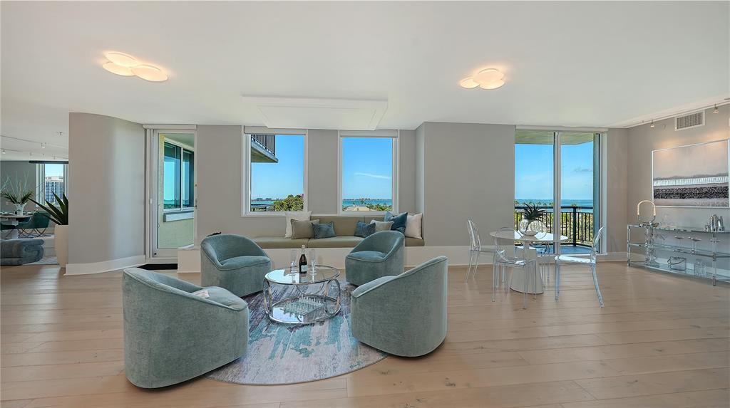 Sarasota, Florida, 34236, United States, 3 Bedrooms Bedrooms, ,4 BathroomsBathrooms,Residential,For Sale,1996968