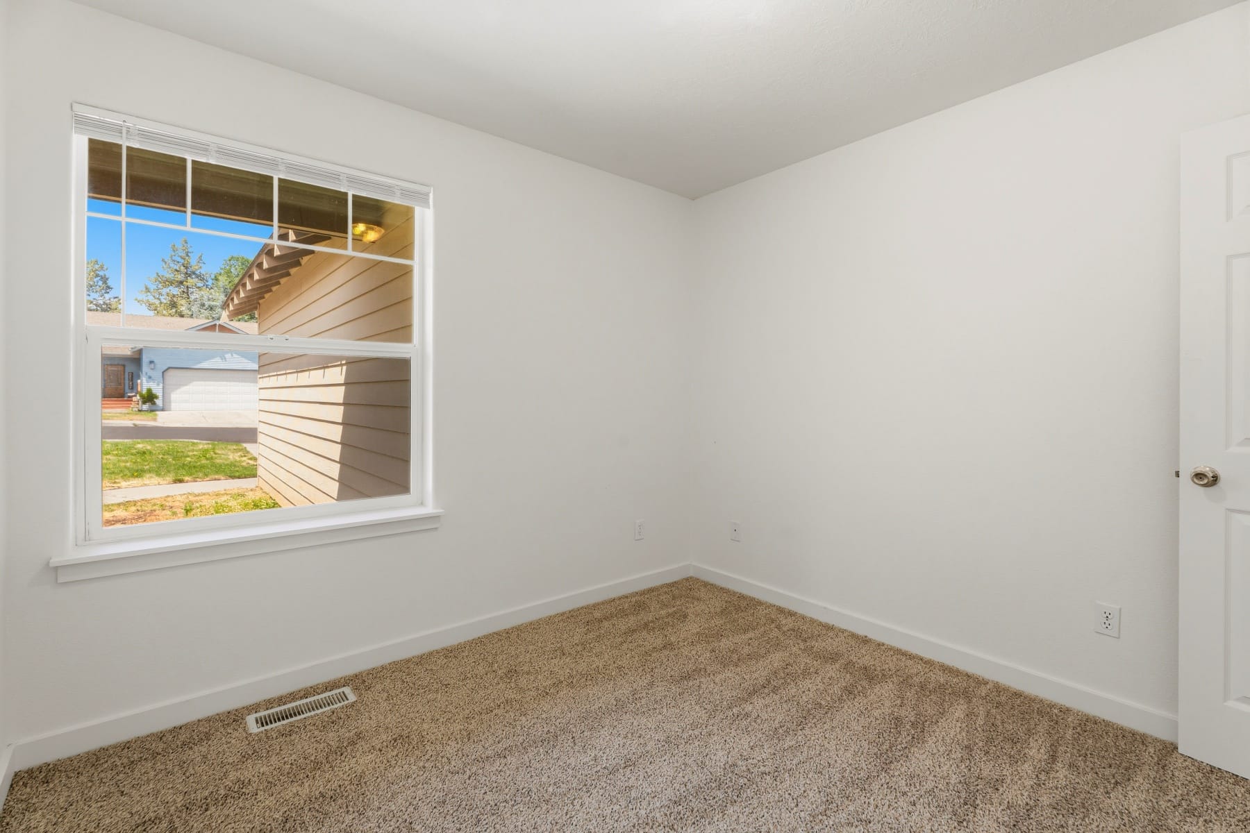  1950 SW 36th Street Redmond, OR 97756 - 物件實景