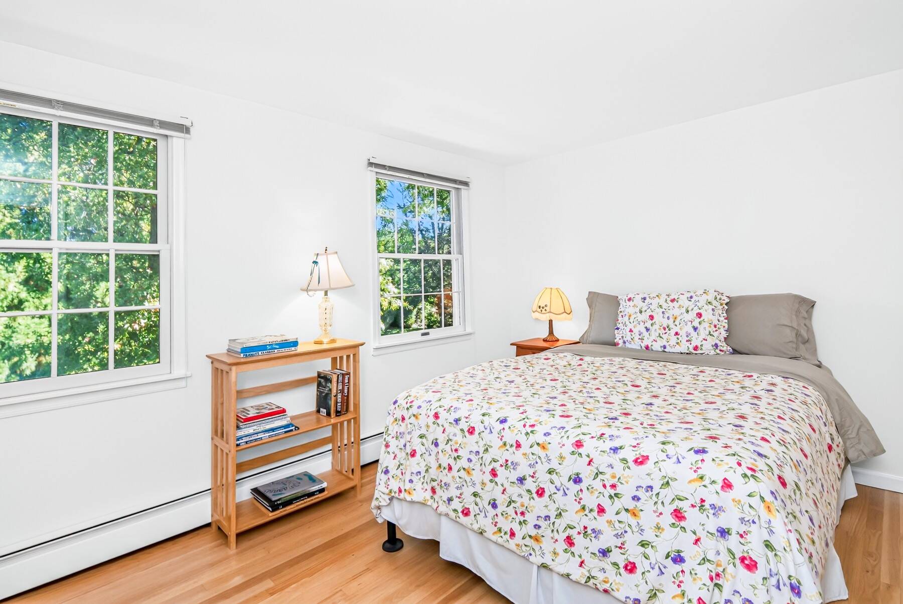  Southampton 4 Bedroom Traditional - Beautifully Landsacaped - 物件實景