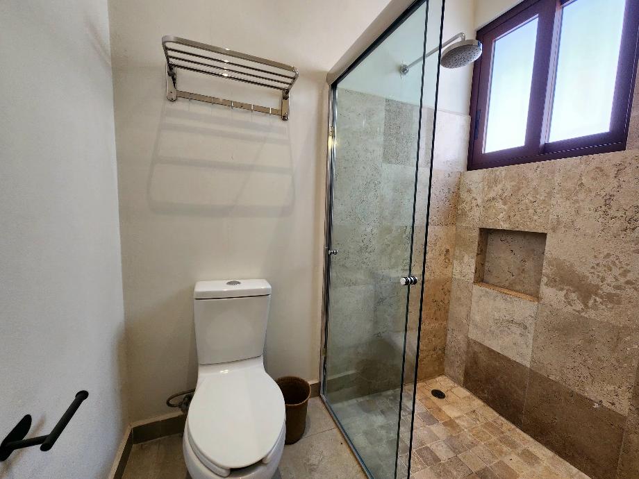 Valle de Bravo, Estado de México, 51200, Mexico, 4 Bedrooms Bedrooms, ,5 BathroomsBathrooms,Residential,For Sale,1917962