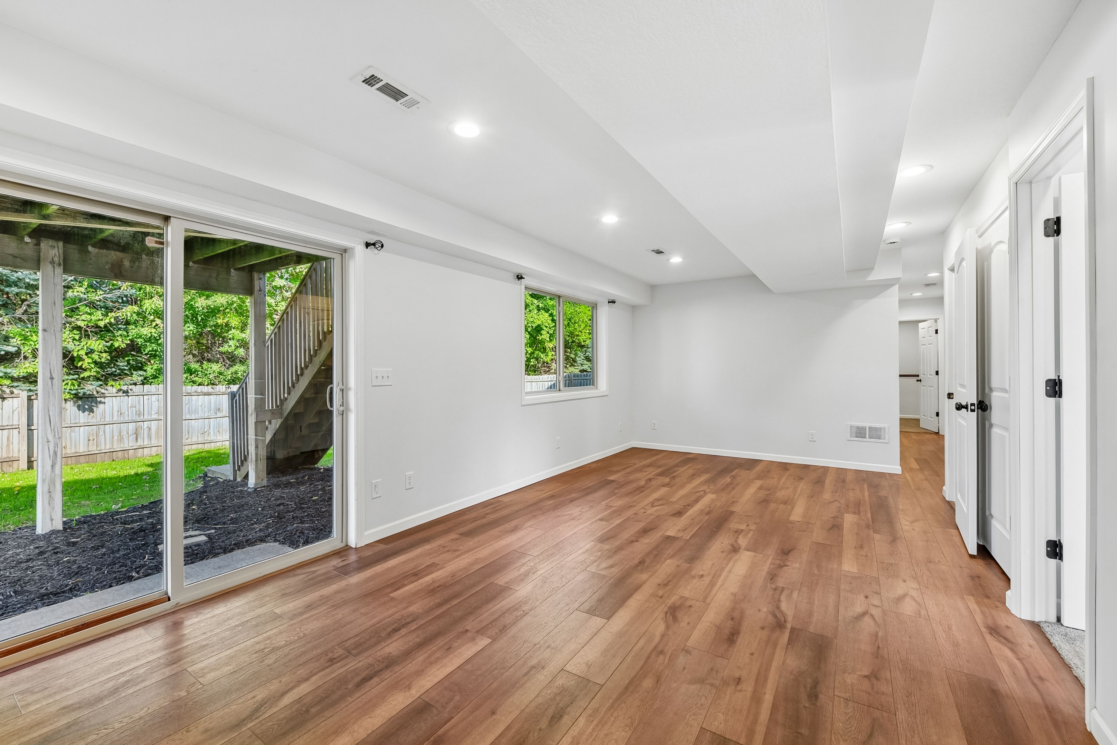  Refreshed Home in Lovely Farmington Location - 物件實景