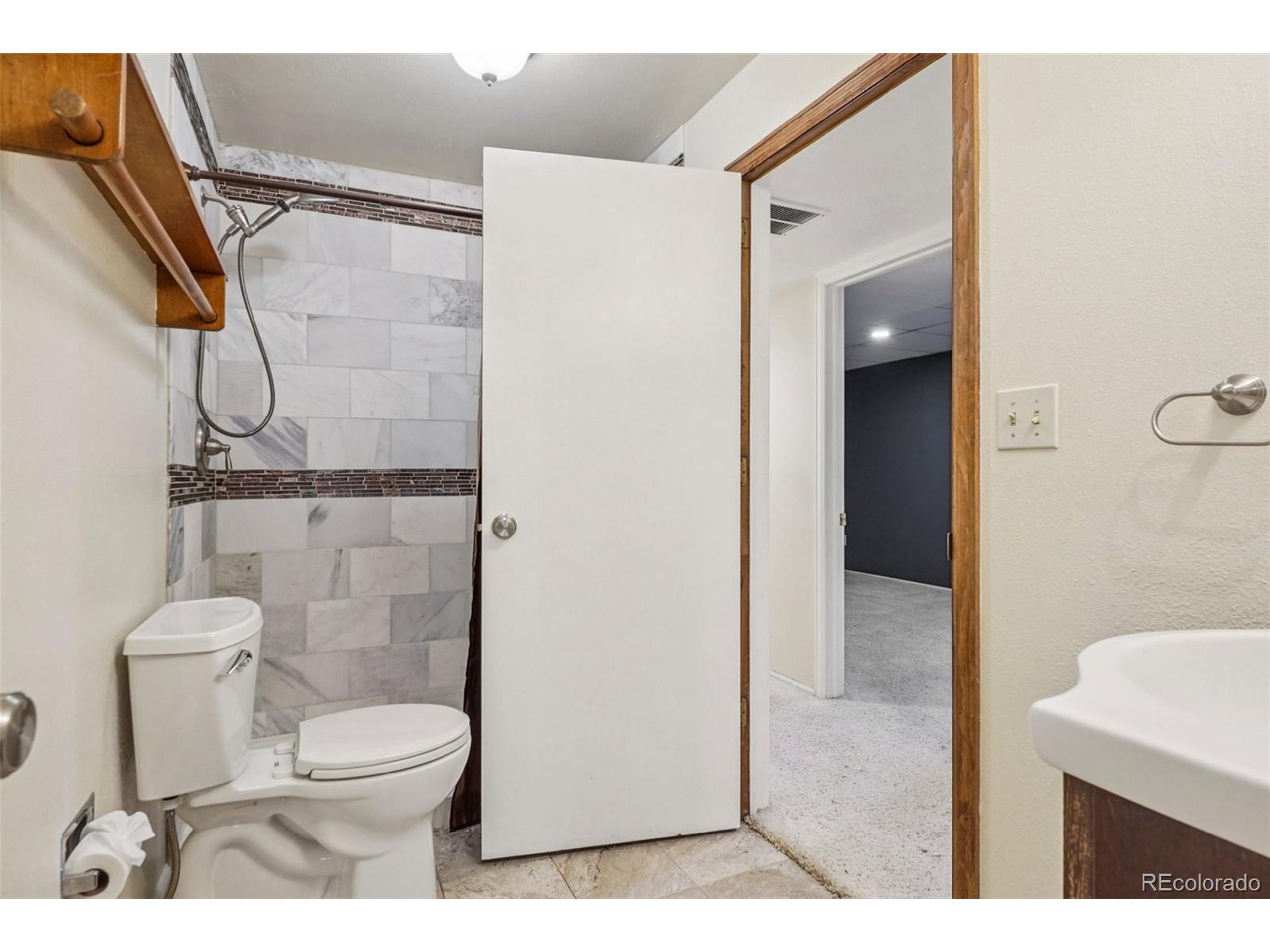 Louisville, Colorado, 80027, United States, 5 Bedrooms Bedrooms, ,1 BathroomBathrooms,Residential,For Sale,1910373