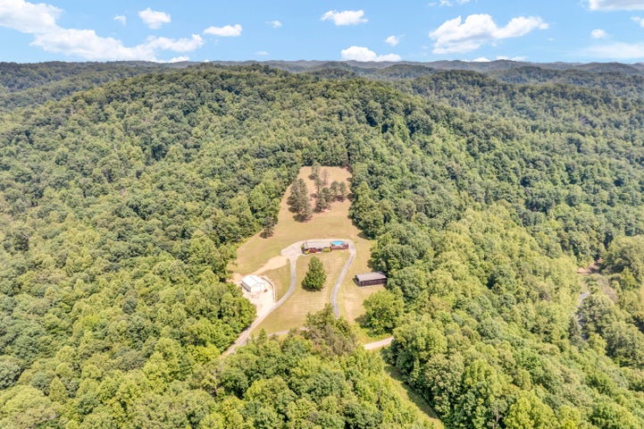 Vanceburg, Kentucky, 41179, United States, 4 Bedrooms Bedrooms, ,2 BathroomsBathrooms,Residential,For Sale,1984182