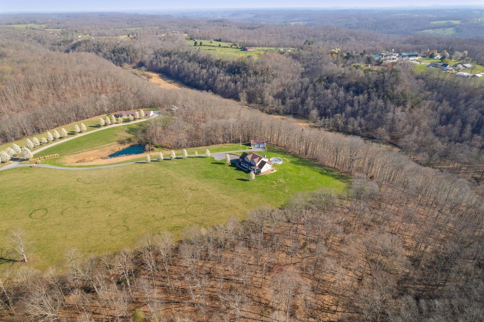 Dunnville, Kentucky, 42528, United States, 6 Bedrooms Bedrooms, ,5 BathroomsBathrooms,Residential,For Sale,1998018