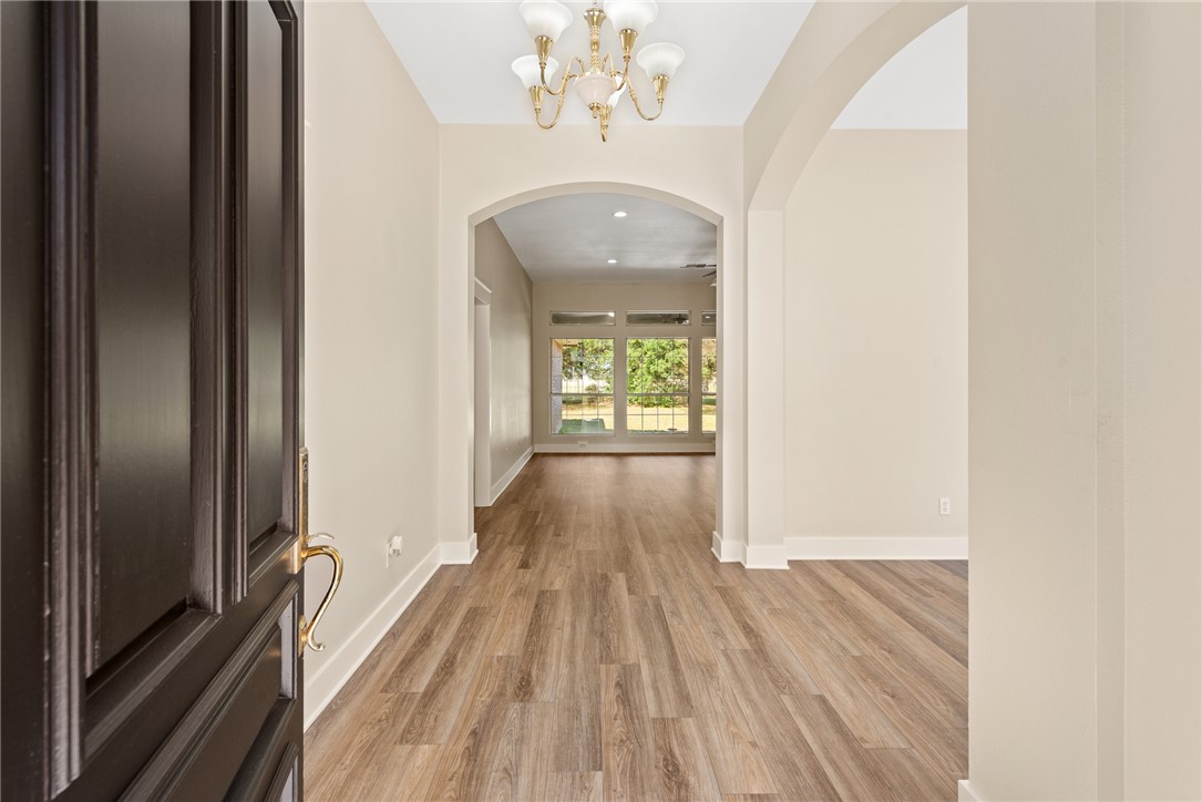 Franklin, Texas, 77856, United States, 4 Bedrooms Bedrooms, ,3 BathroomsBathrooms,Residential,For Sale,2005456