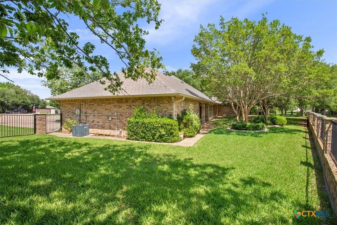 Salado, Texas, 76571, United States, 3 Bedrooms Bedrooms, ,3 BathroomsBathrooms,Residential,For Sale,1976065