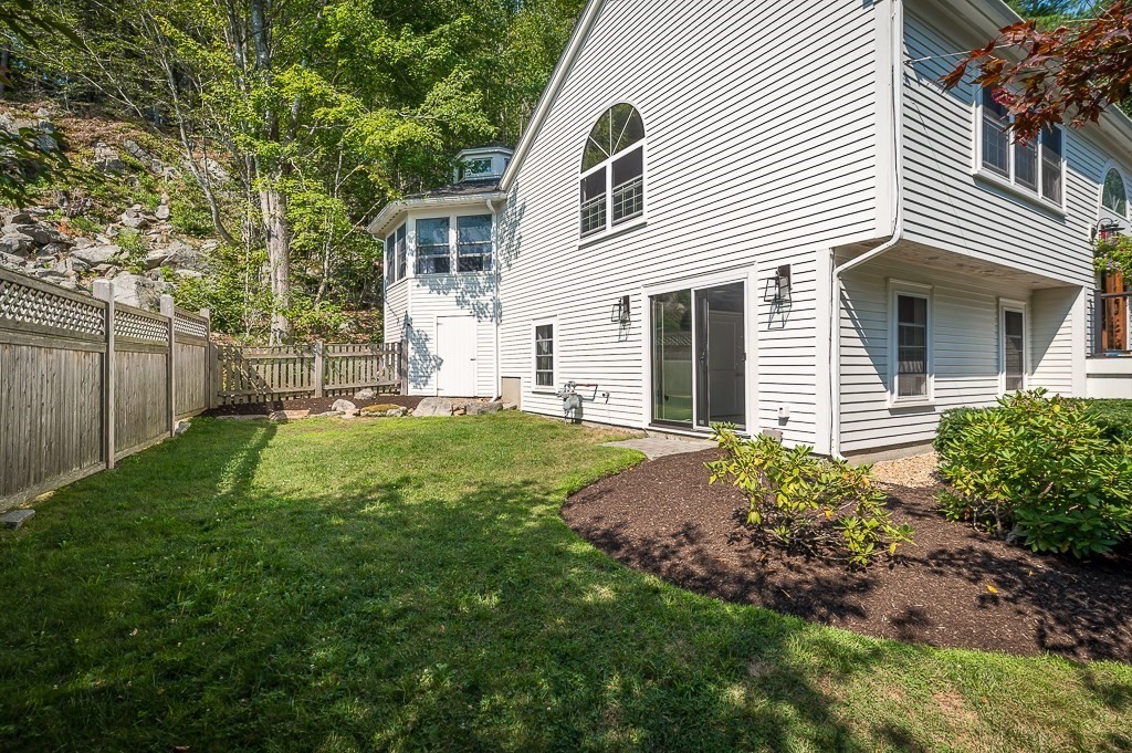Manchester, Massachusetts, 01944, United States, 4 Bedrooms Bedrooms, ,3 BathroomsBathrooms,Residential,For Sale,1938822