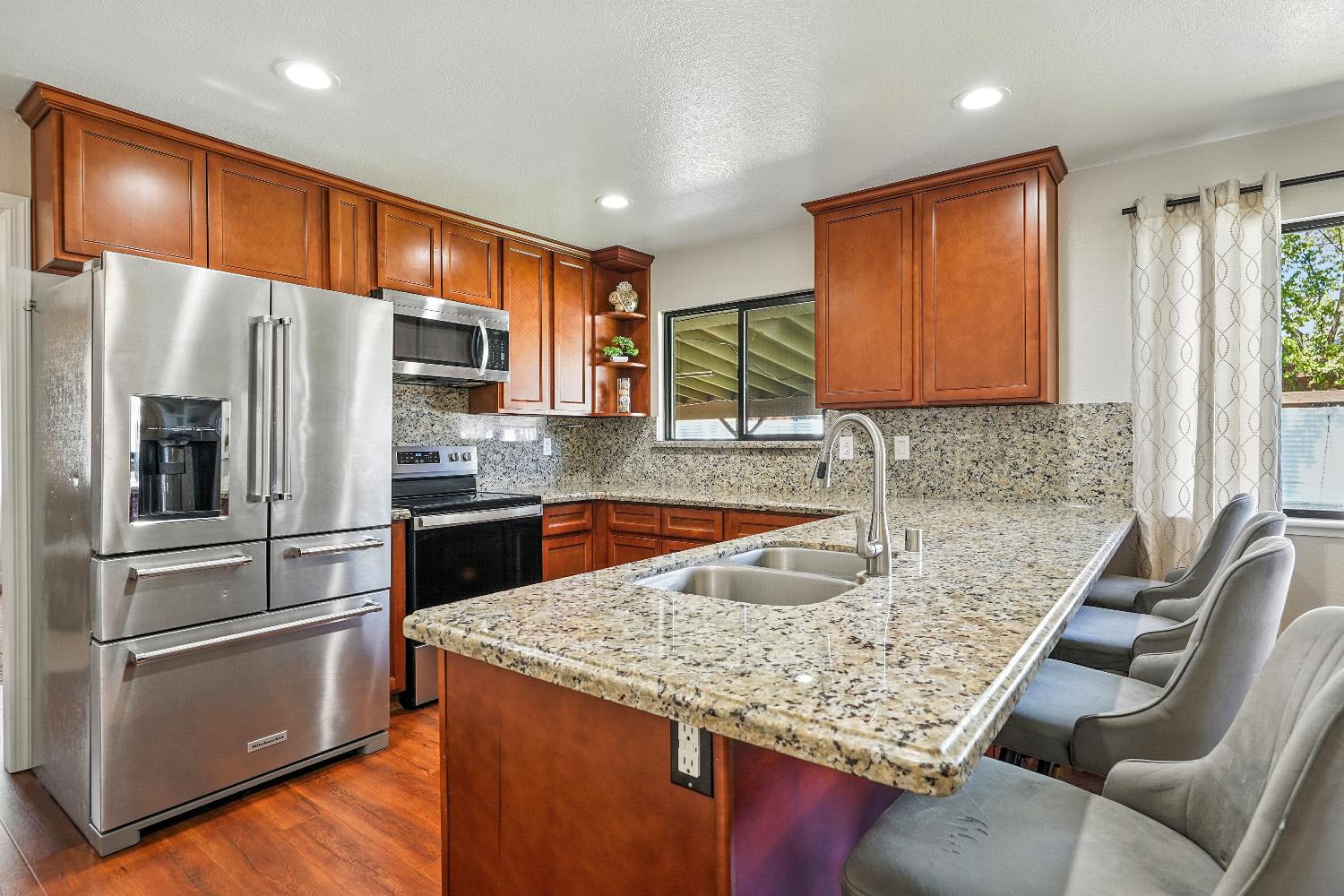 Sacramento, California, 95841, United States, 4 Bedrooms Bedrooms, ,2 BathroomsBathrooms,Residential,For Sale,1924634