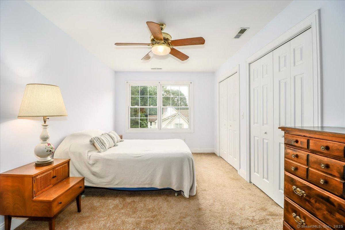 Shelton, Connecticut, 06484, United States, 5 Bedrooms Bedrooms, ,4 BathroomsBathrooms,Residential,For Sale,1943251