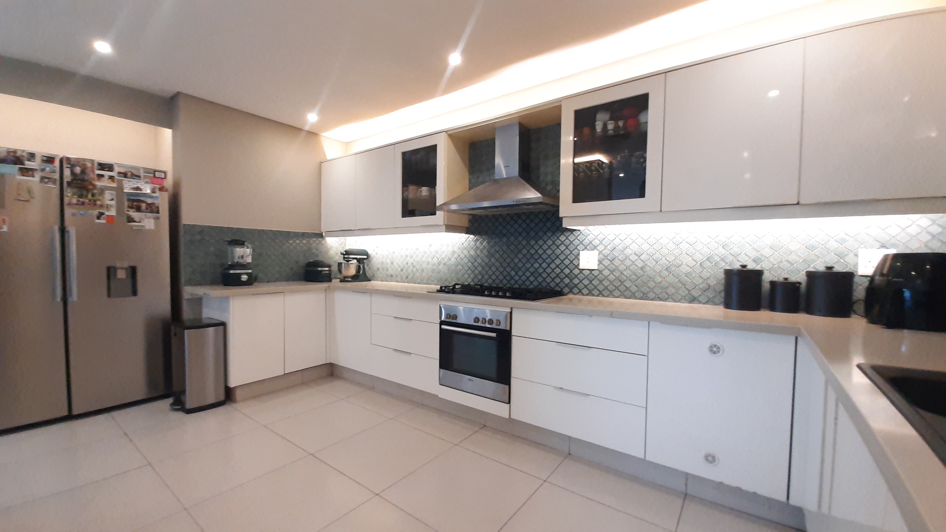  Contemporary Coastal Apartment with Private Pool and Panoramic Sea Views in Simb - 物件實景