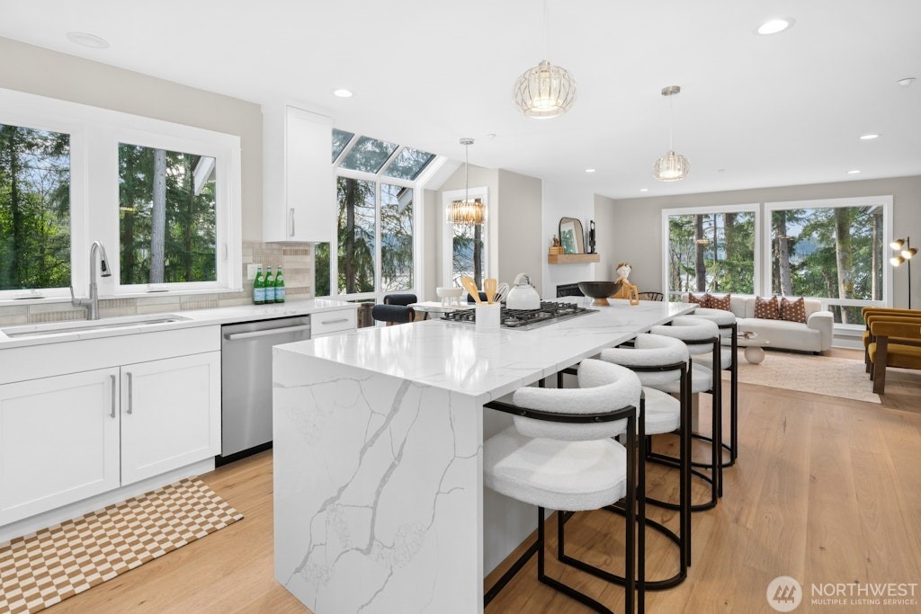 25th St, Sammamish, WA 98075