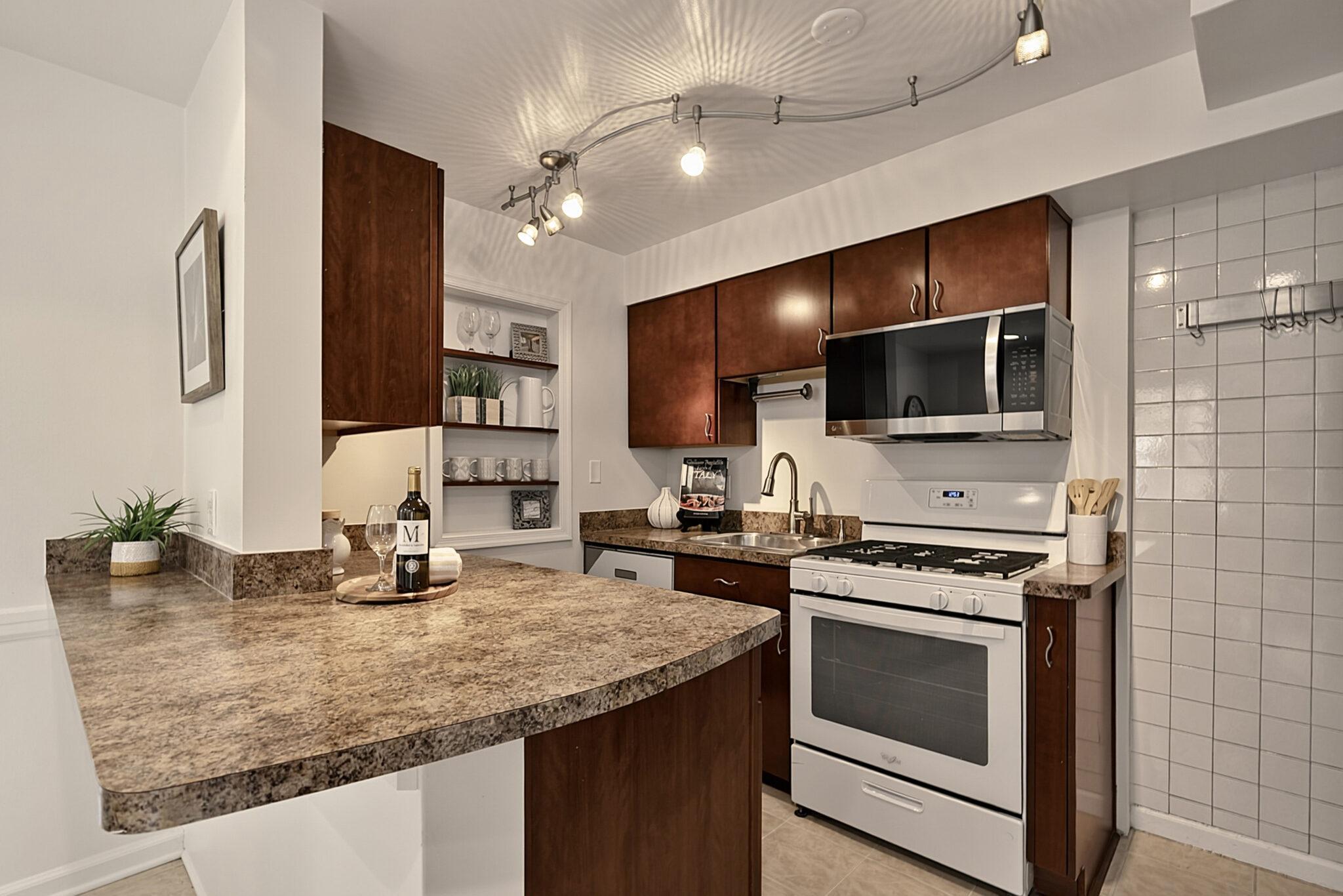  3707 1st Road S, Arlington, VA, 22204 - 物件實景