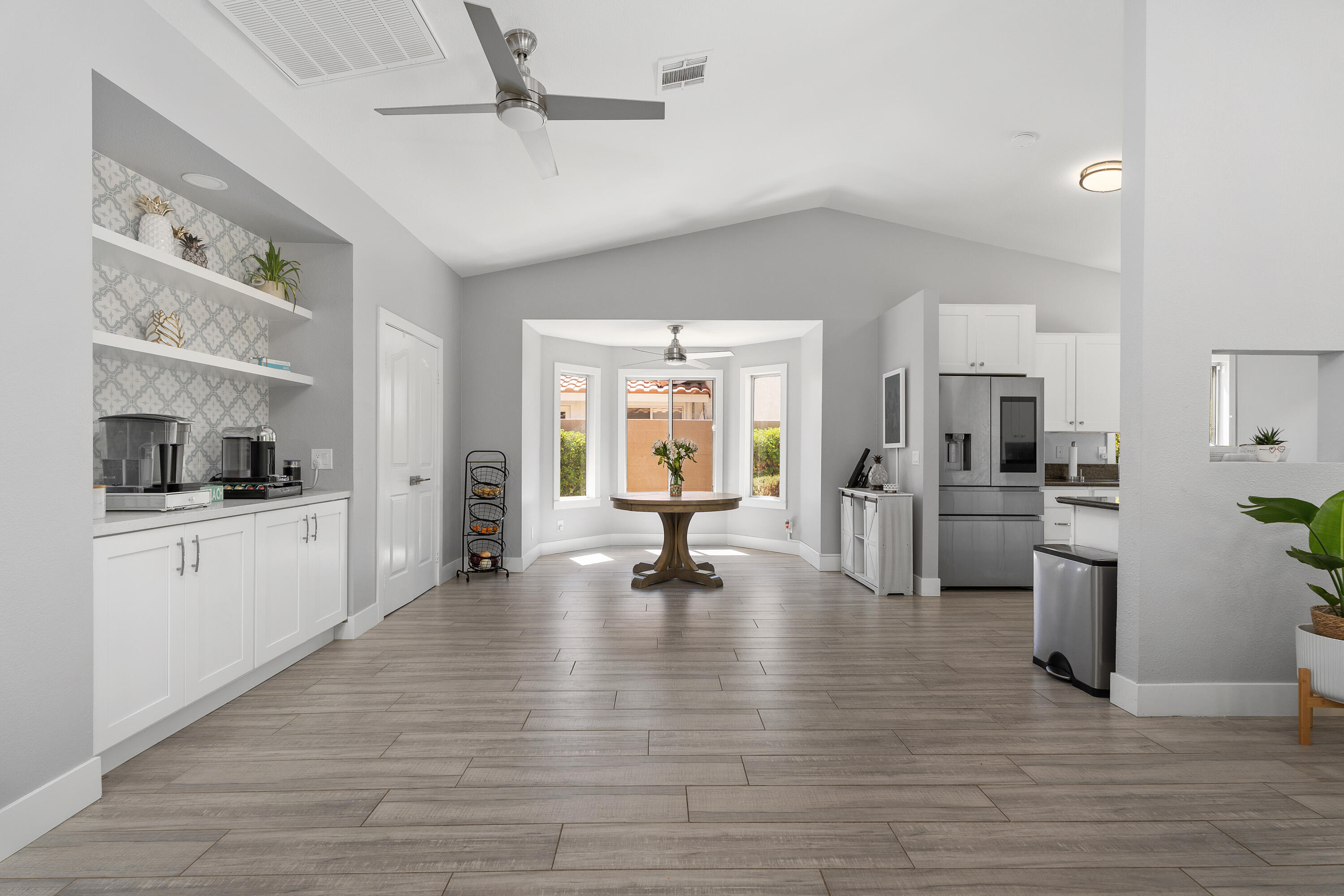 Palm Desert, California, 92211, United States, 4 Bedrooms Bedrooms, ,3 BathroomsBathrooms,Residential,For Sale,1938819