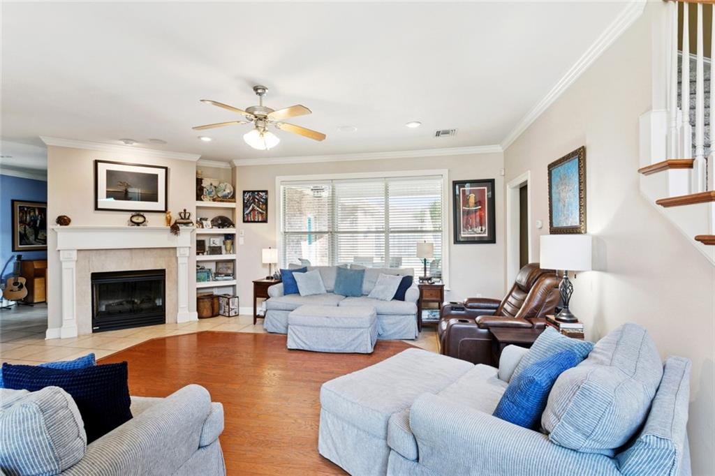 Harvey, Louisiana, 70058, United States, 4 Bedrooms Bedrooms, ,4 BathroomsBathrooms,Residential,For Sale,1919980