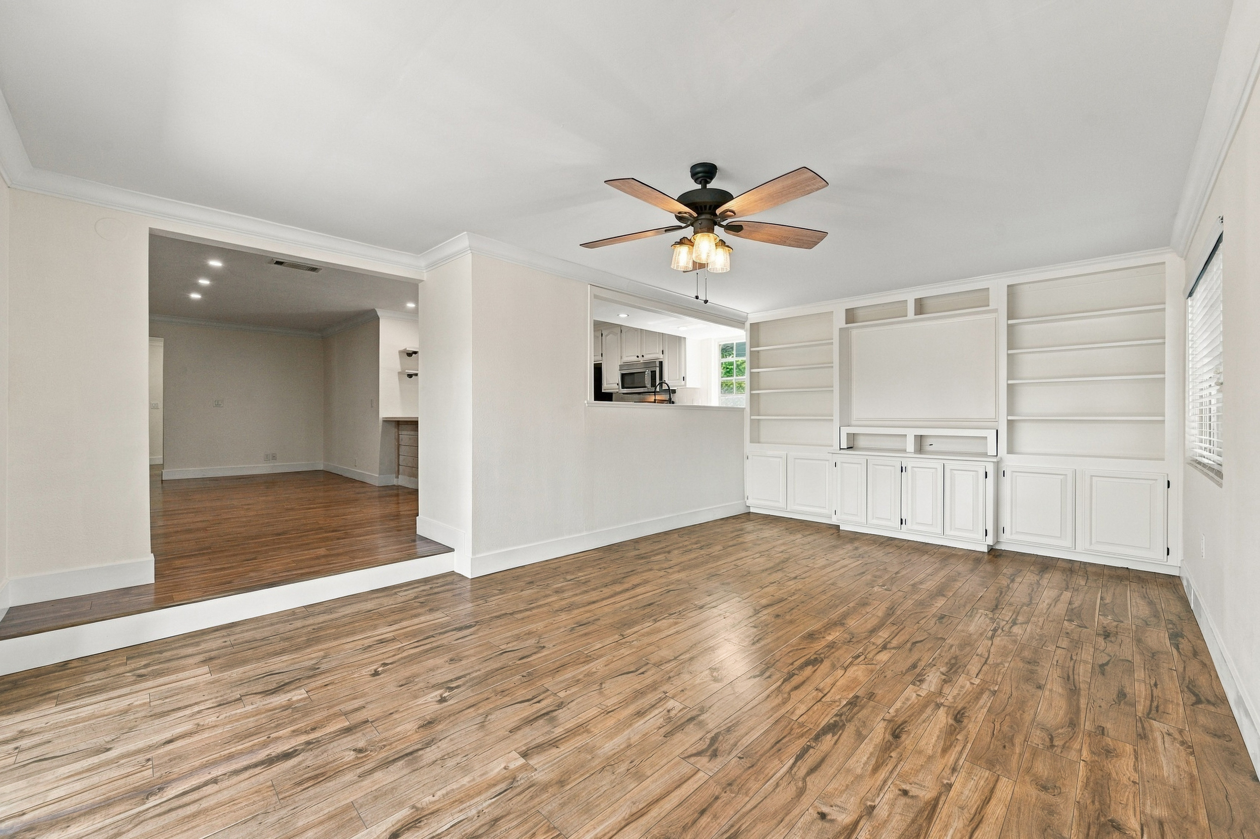  Inviting Move-In Ready Home - 物件實景