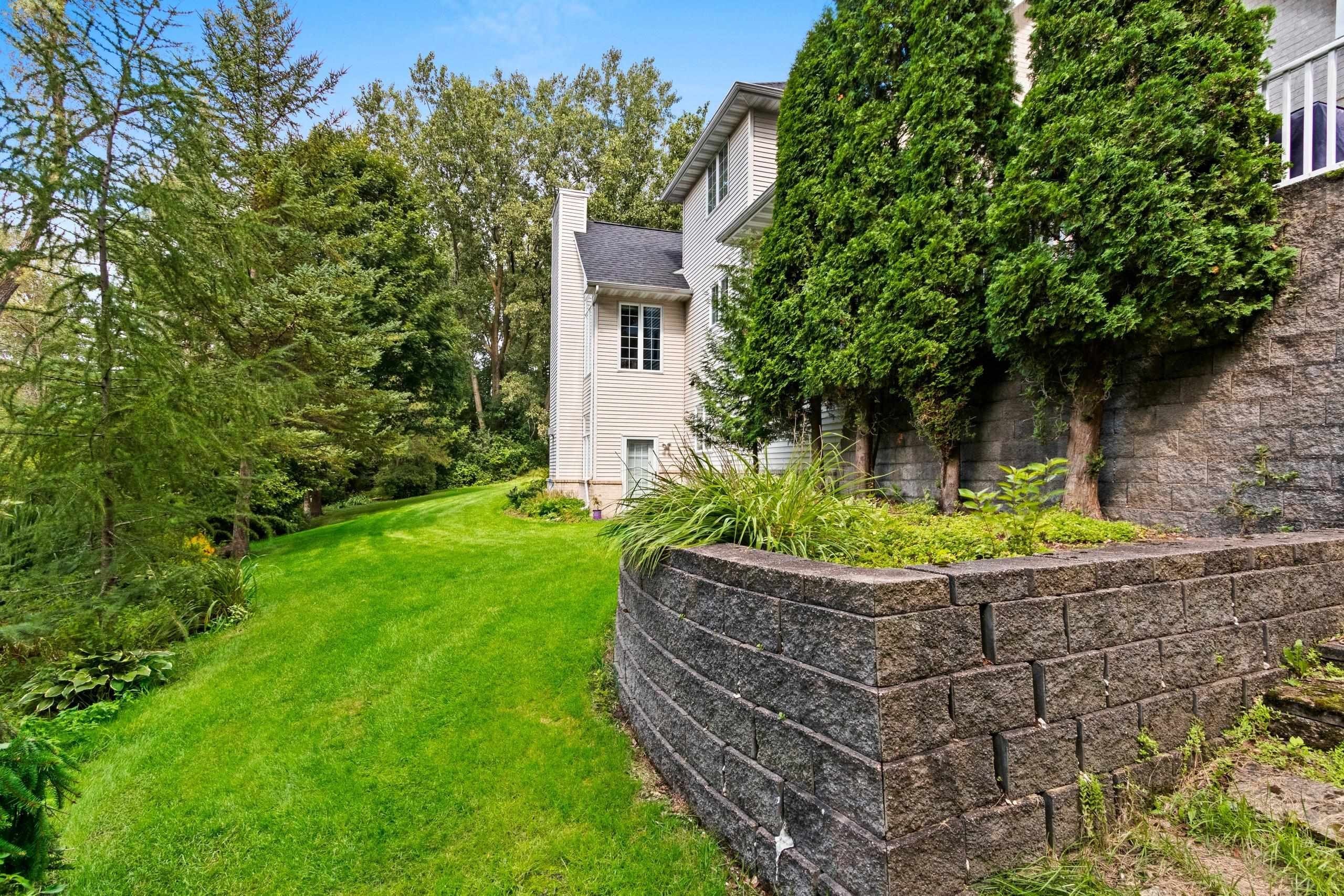 GREEN BAY, Wisconsin, 54302-5254, United States, 5 Bedrooms Bedrooms, ,4 BathroomsBathrooms,Residential,For Sale,1920394