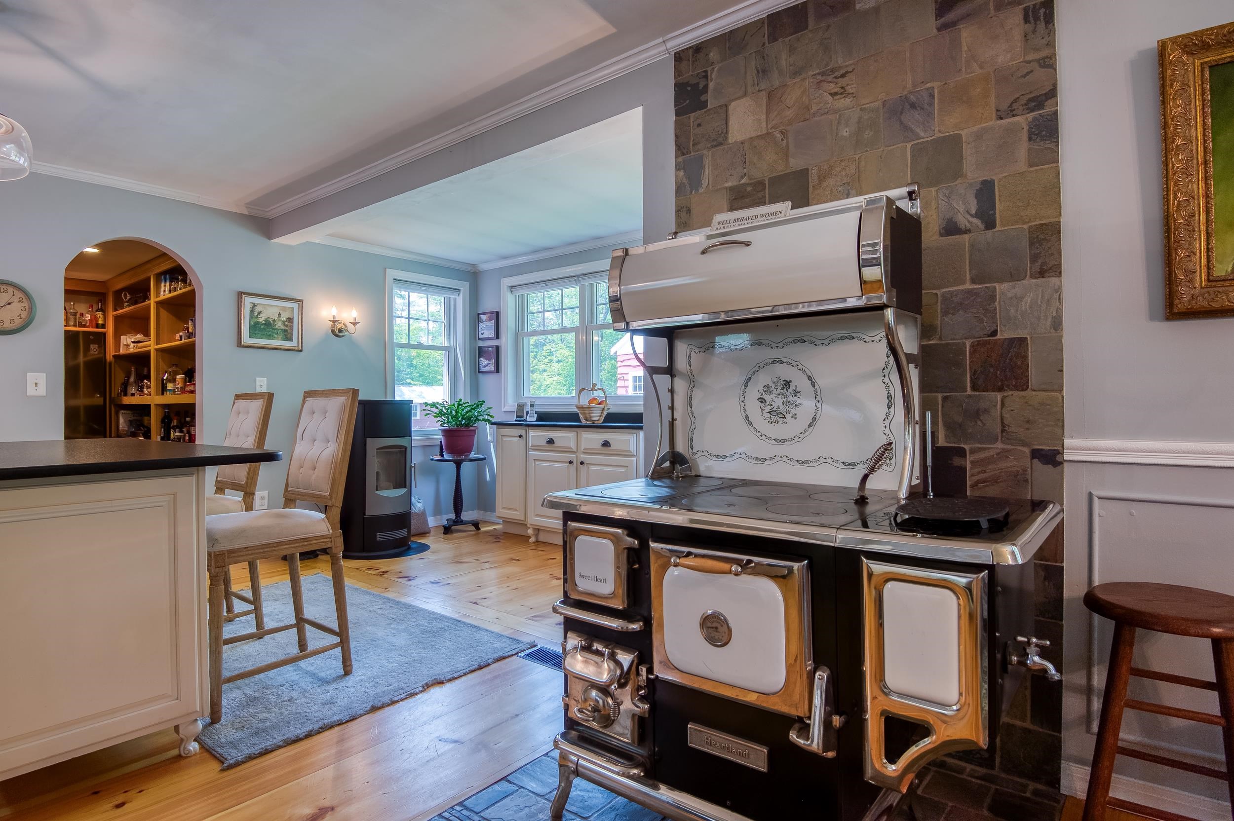 Eaton, New Hampshire, 03832, United States, 3 Bedrooms Bedrooms, ,1 BathroomBathrooms,Residential,For Sale,1989468