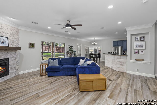 San Antonio, Texas, 78261, United States, 5 Bedrooms Bedrooms, ,4 BathroomsBathrooms,Residential,For Sale,1912476