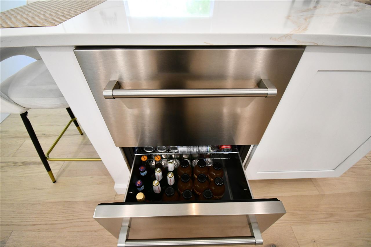 Alanson, Michigan, 49706, United States, 5 Bedrooms Bedrooms, ,3 BathroomsBathrooms,Residential,For Sale,1876087