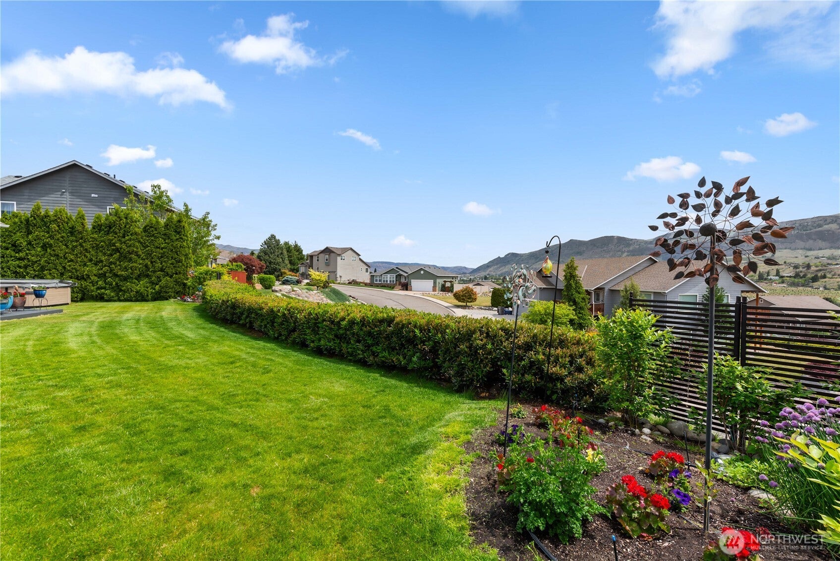 East Wenatchee, Washington, 98802, United States, 3 Bedrooms Bedrooms, ,1 BathroomBathrooms,Residential,For Sale,1818032