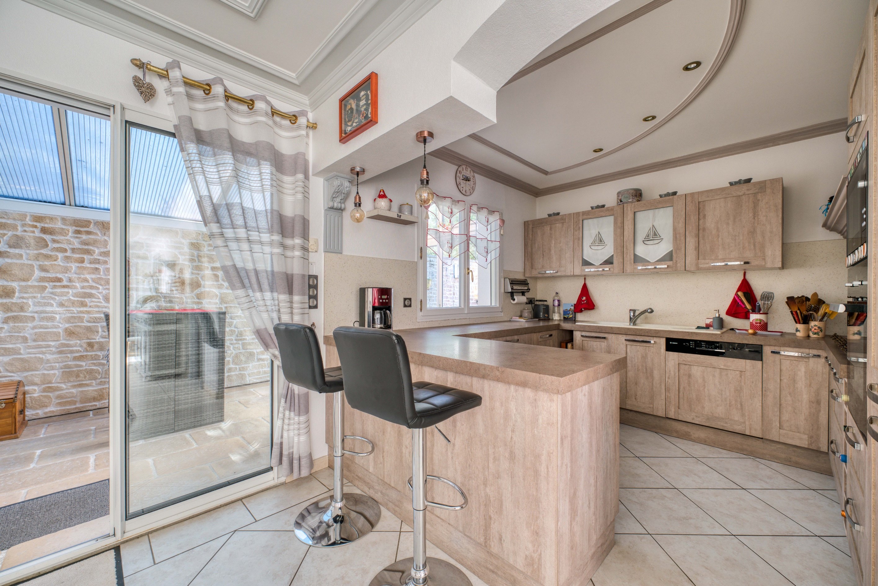  Villa with heated pool - 4 km from the Ocean - St-Pierre-d