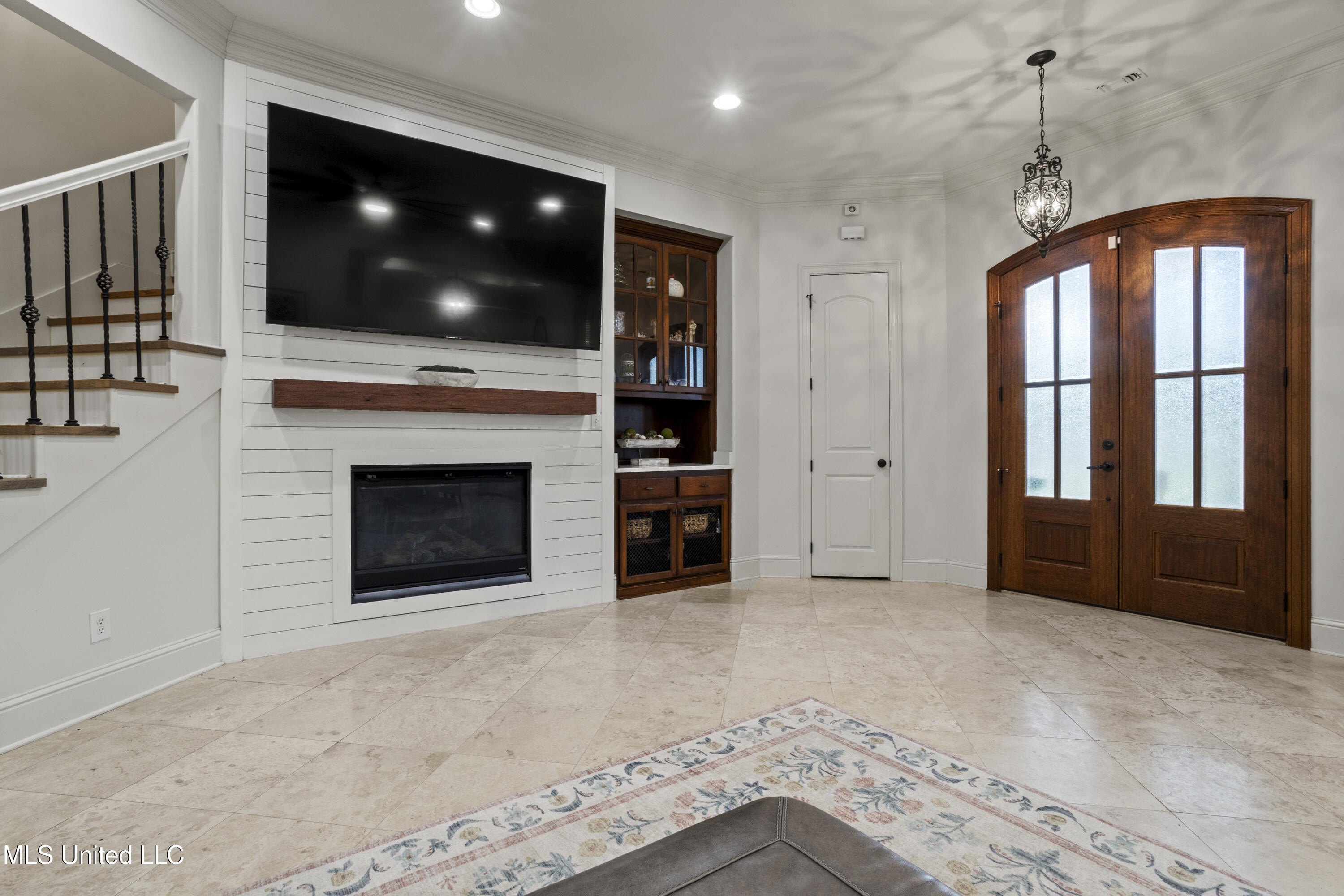 Ocean Springs, Mississippi, 39564, United States, 4 Bedrooms Bedrooms, ,3 BathroomsBathrooms,Residential,For Sale,1976002