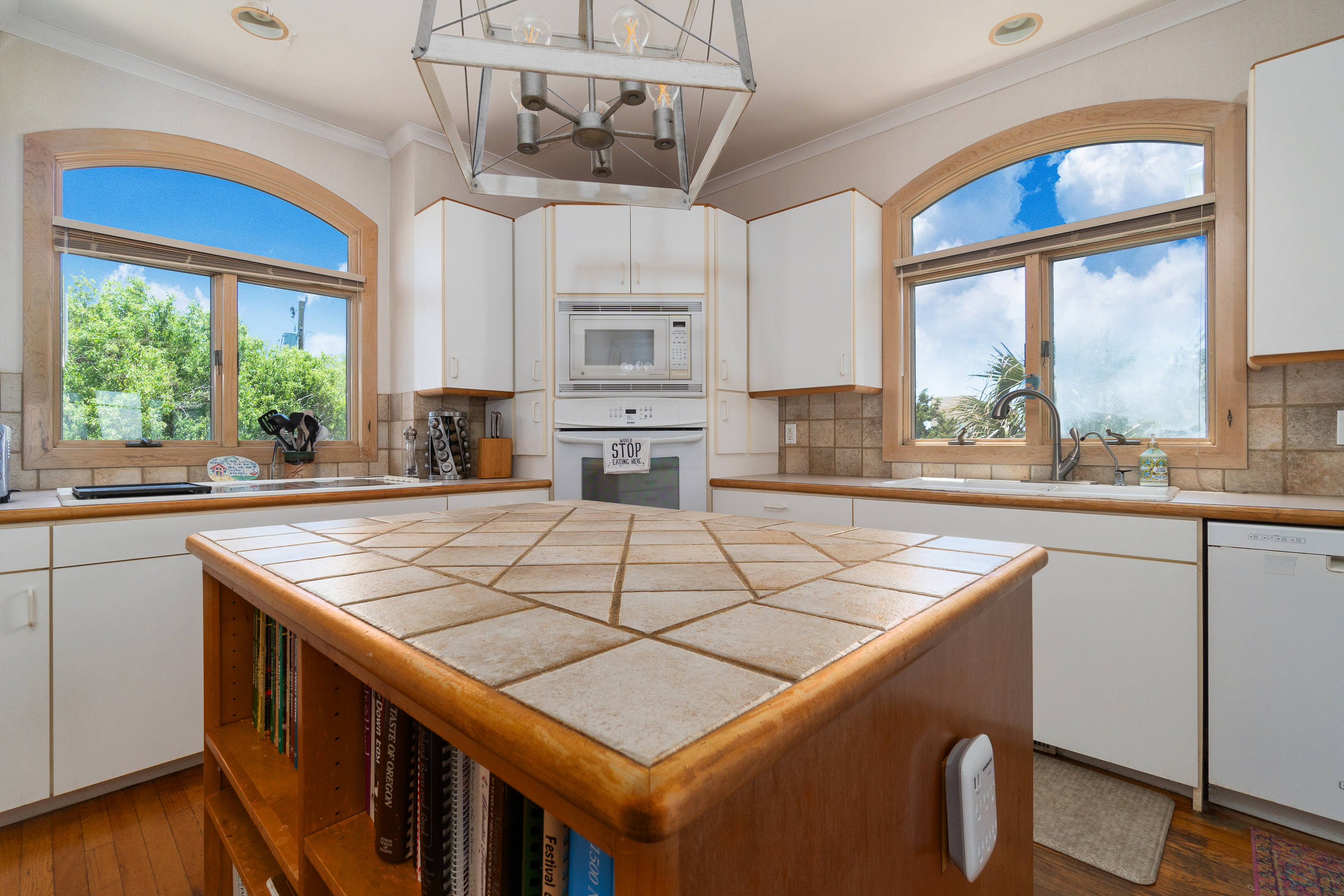  111 Bogue Court, Emerald Isle, NC 28594 - 物件實景