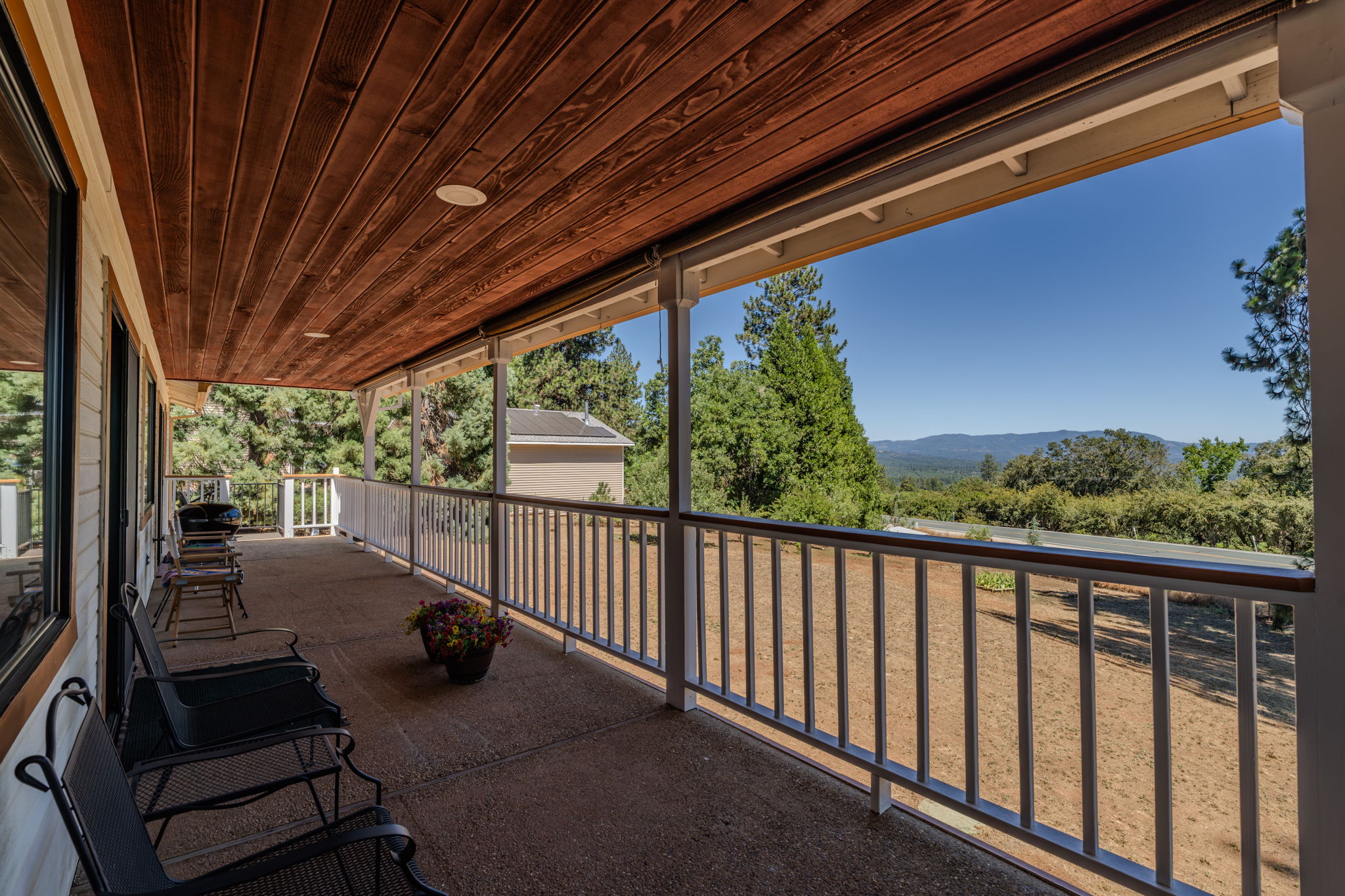  Panoramic Blue Mountain Views on One Usable Acre - 物件實景