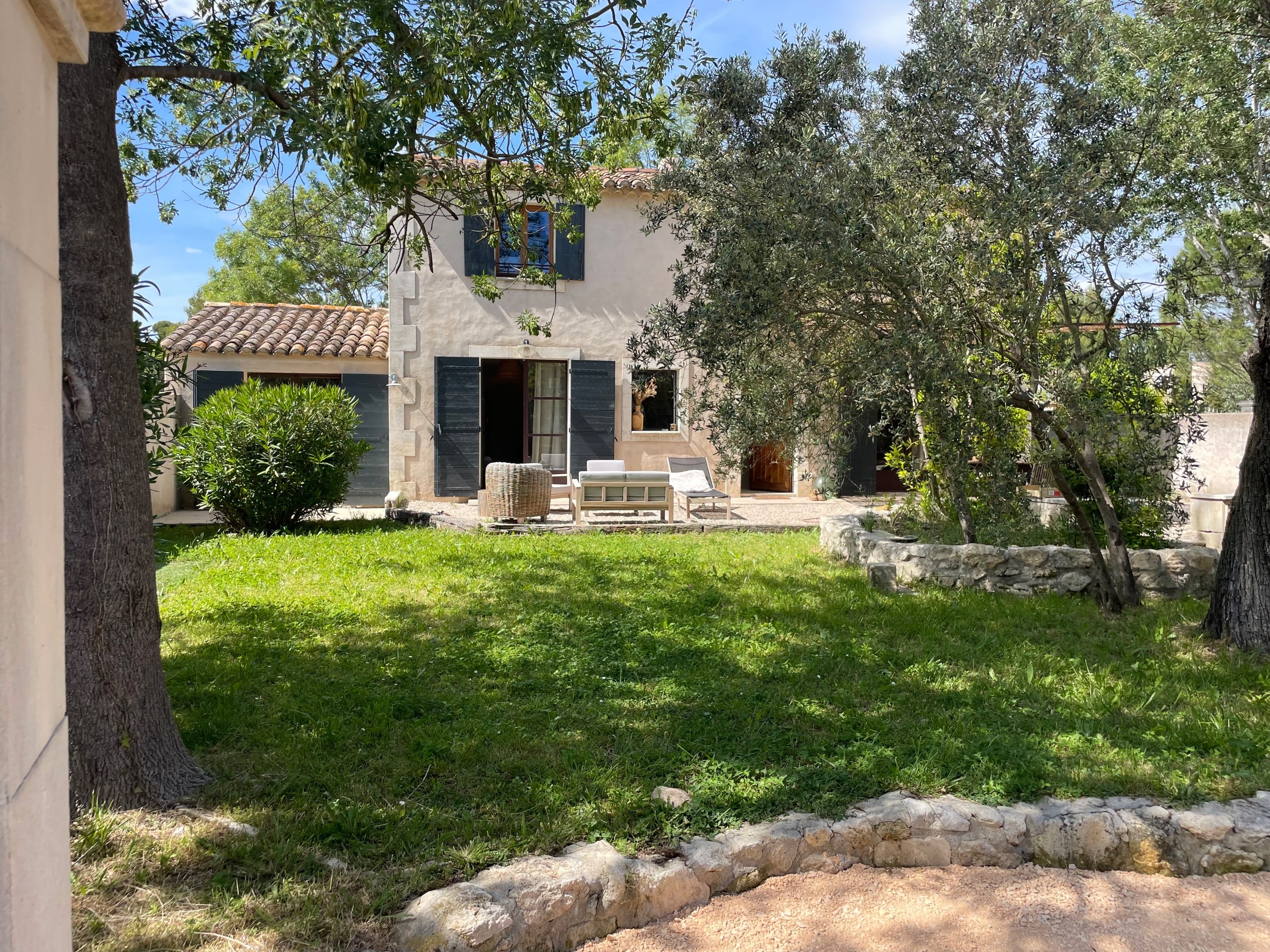  Charming house with garden in the heart of Paradou, in the Alpilles - 物件實景