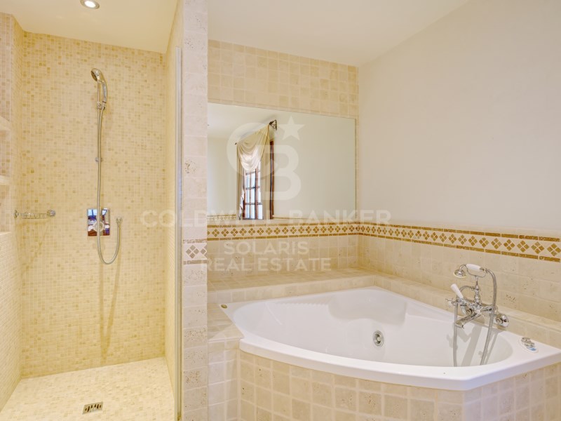 Alicante, Moraira, El Portet-Pla del Mar Alicante, Moraira, Comunidad Valenciana, ES, 4 Bedrooms Bedrooms, ,5 BathroomsBathrooms,Residential,For Sale,Alicante, Moraira, El Portet-Pla del Mar Alicante,1526692