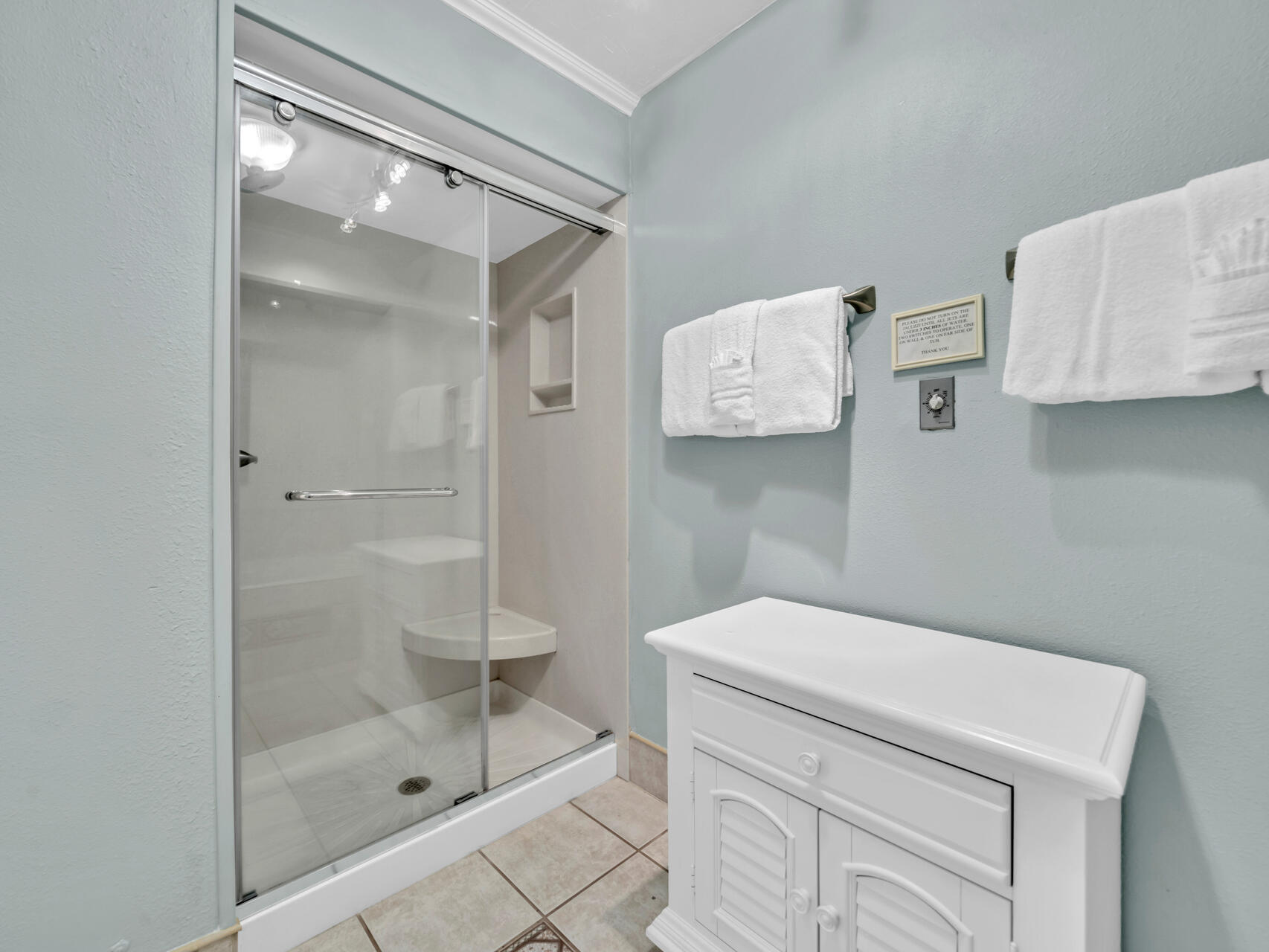 Destin, Florida, 32541, United States, 1 Bedroom Bedrooms, ,2 BathroomsBathrooms,Residential,For Sale,1770262