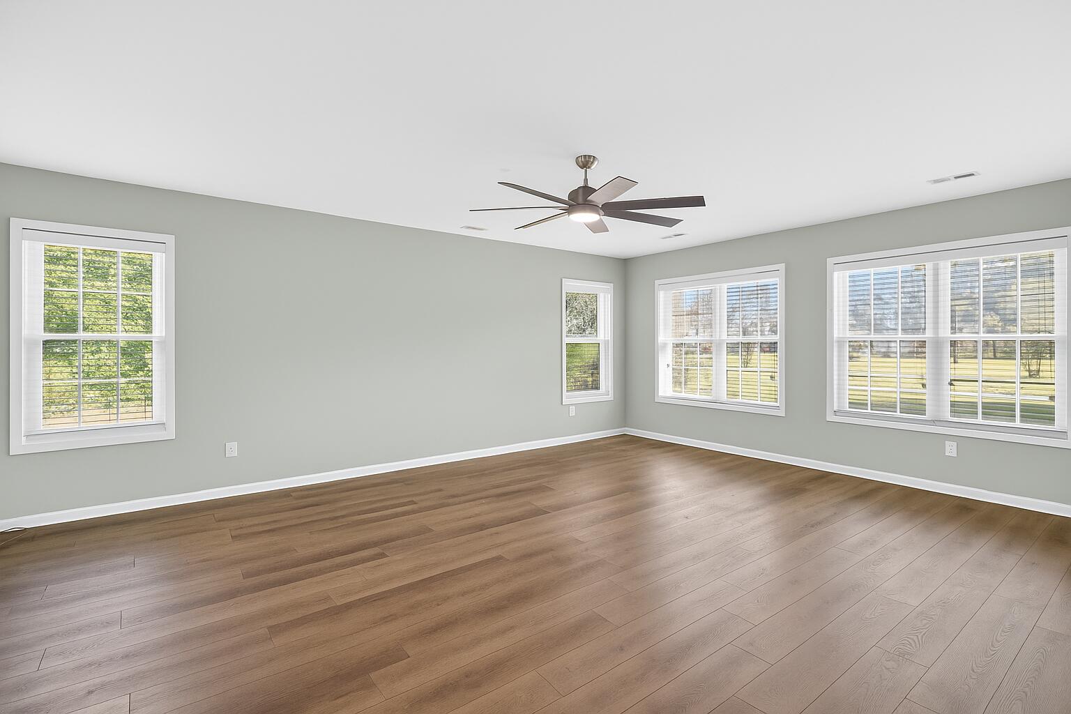 Saint George, South Carolina, 29477, United States, 4 Bedrooms Bedrooms, ,3 BathroomsBathrooms,Residential,For Sale,1939883