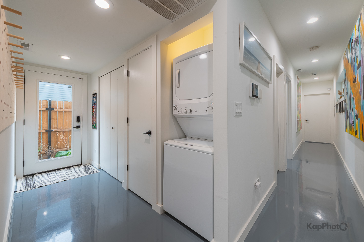 Chicago, Illinois, 60612, United States, 4 Bedrooms Bedrooms, ,2 BathroomsBathrooms,Residential,For Sale,2001232