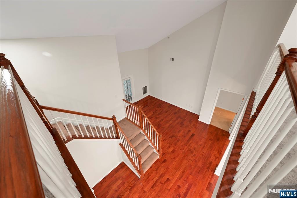 Rochelle Park, New Jersey, 07662, United States, 2 Bedrooms Bedrooms, ,3 BathroomsBathrooms,Residential,For Sale,1906079