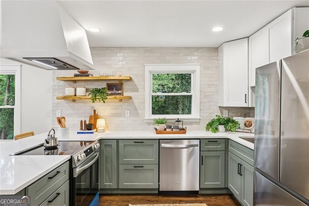 Atlanta, Georgia, 30316, United States, 4 Bedrooms Bedrooms, ,2 BathroomsBathrooms,Residential,For Sale,1953606