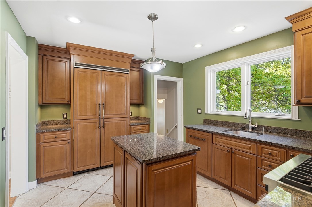 Oakwood, Ohio, 45409, United States, 4 Bedrooms Bedrooms, ,3 BathroomsBathrooms,Residential,For Sale,1987886