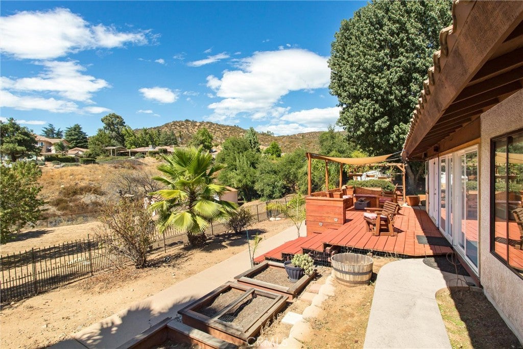 Cherry Valley, California, 92223, United States, 6 Bedrooms Bedrooms, ,3 BathroomsBathrooms,Residential,For Sale,1973904