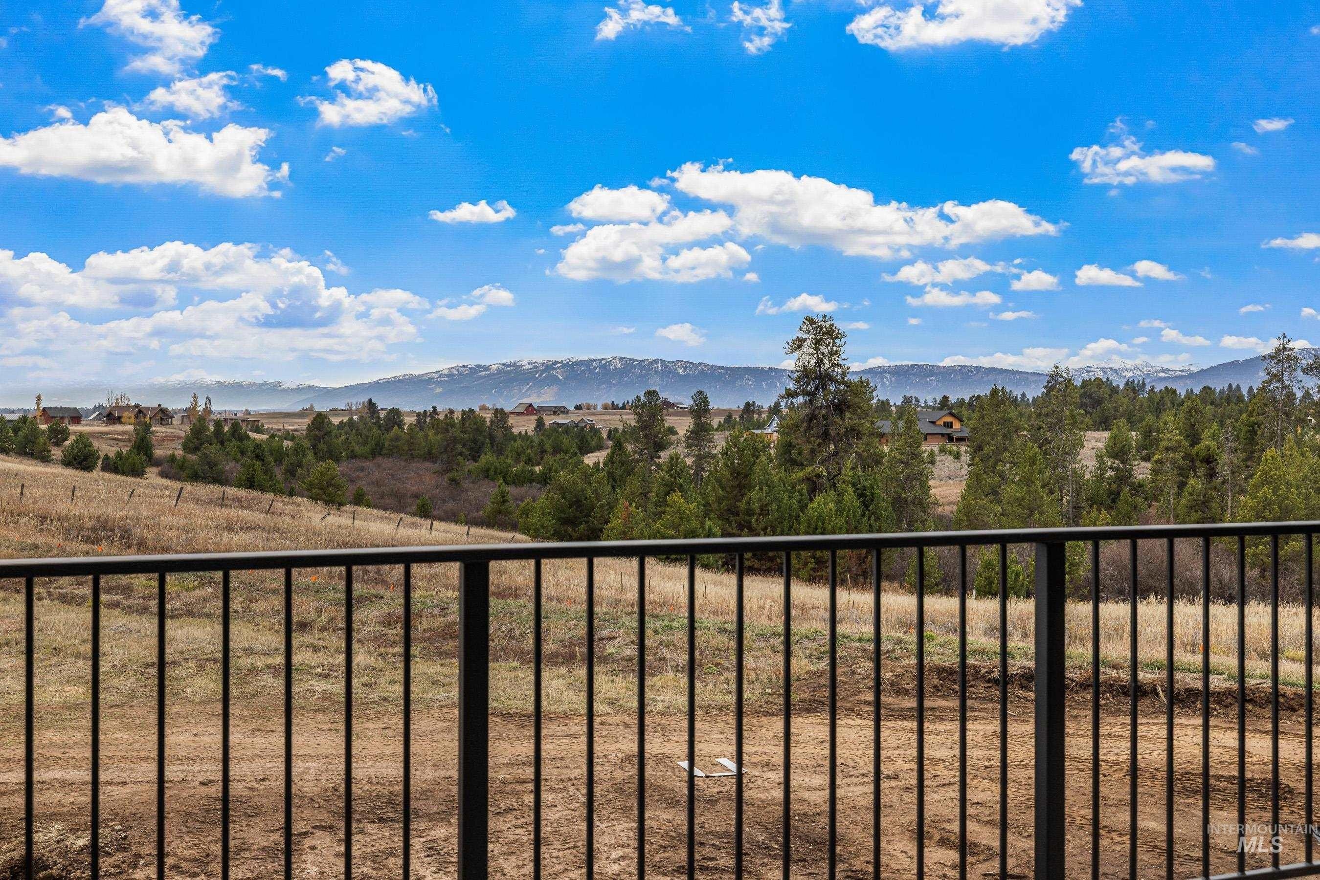 McCall, Idaho, 83638, United States, 5 Bedrooms Bedrooms, ,4 BathroomsBathrooms,Residential,For Sale,1989915