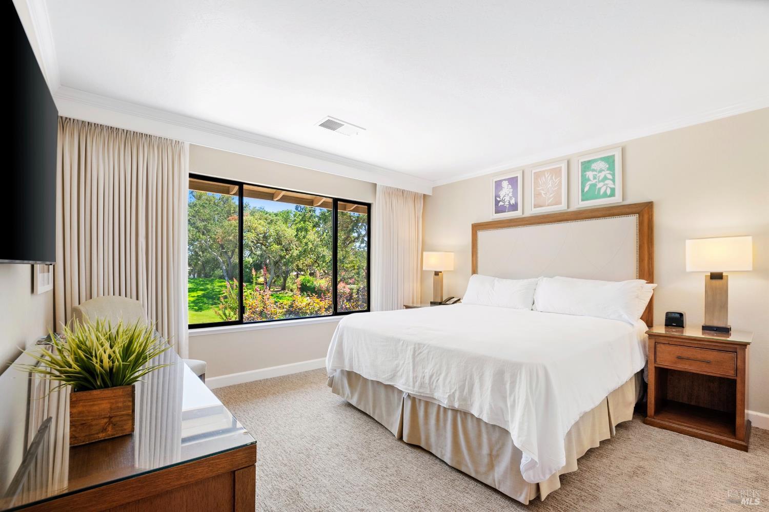 Napa, California, 94558, United States, 2 Bedrooms Bedrooms, ,2 BathroomsBathrooms,Residential,For Sale,1925145