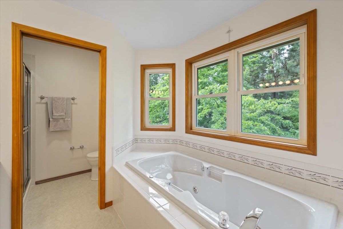 Spokane, Washington, 99223, United States, 4 Bedrooms Bedrooms, ,3 BathroomsBathrooms,Residential,For Sale,1950808