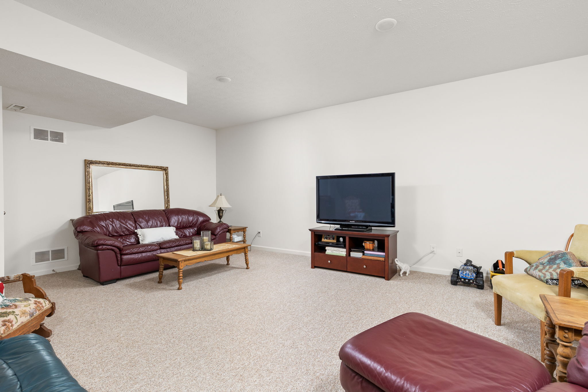  Meticulously Maintained Brick Home in Desirable Zionsville Location - 物件實景