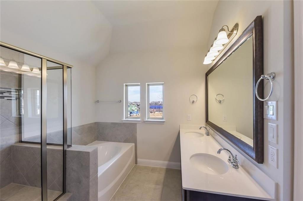 Flower Mound, Texas, 75028, United States, 3 Bedrooms Bedrooms, ,3 BathroomsBathrooms,Residential,For Sale,1978498