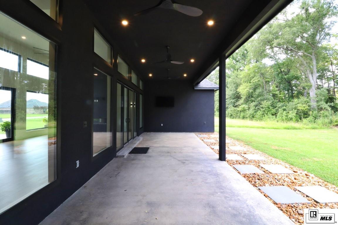 Monroe, Louisiana, 71203, United States, 4 Bedrooms Bedrooms, ,3 BathroomsBathrooms,Residential,For Sale,1906414