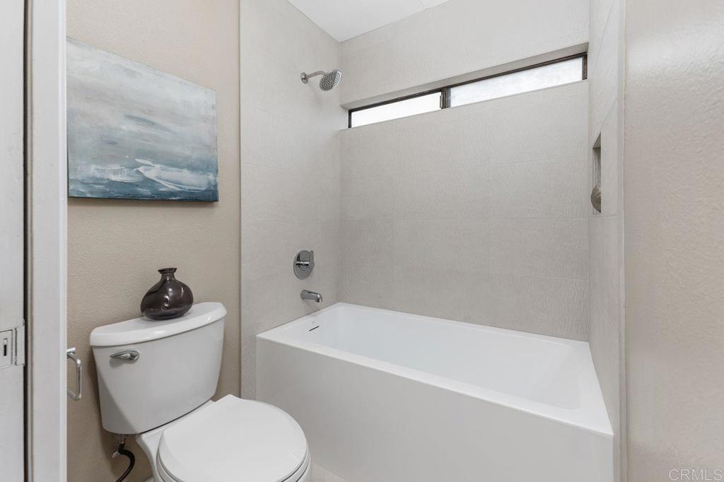 San Diego, California, 92122, United States, 2 Bedrooms Bedrooms, ,2 BathroomsBathrooms,Residential,For Sale,1891697