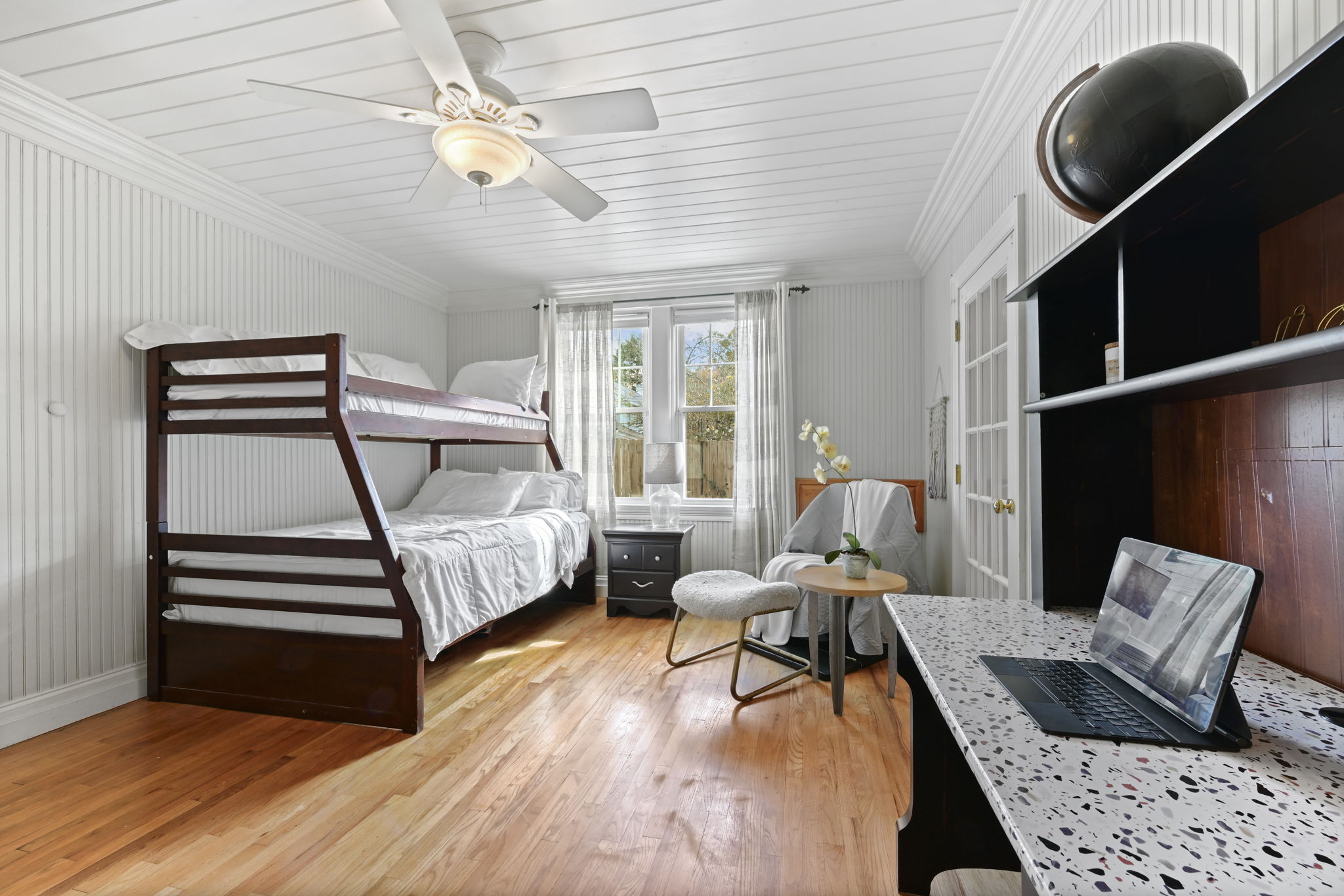 Baton Rouge, Louisiana, 70808, United States, 4 Bedrooms Bedrooms, ,3 BathroomsBathrooms,Residential,For Sale,2000446