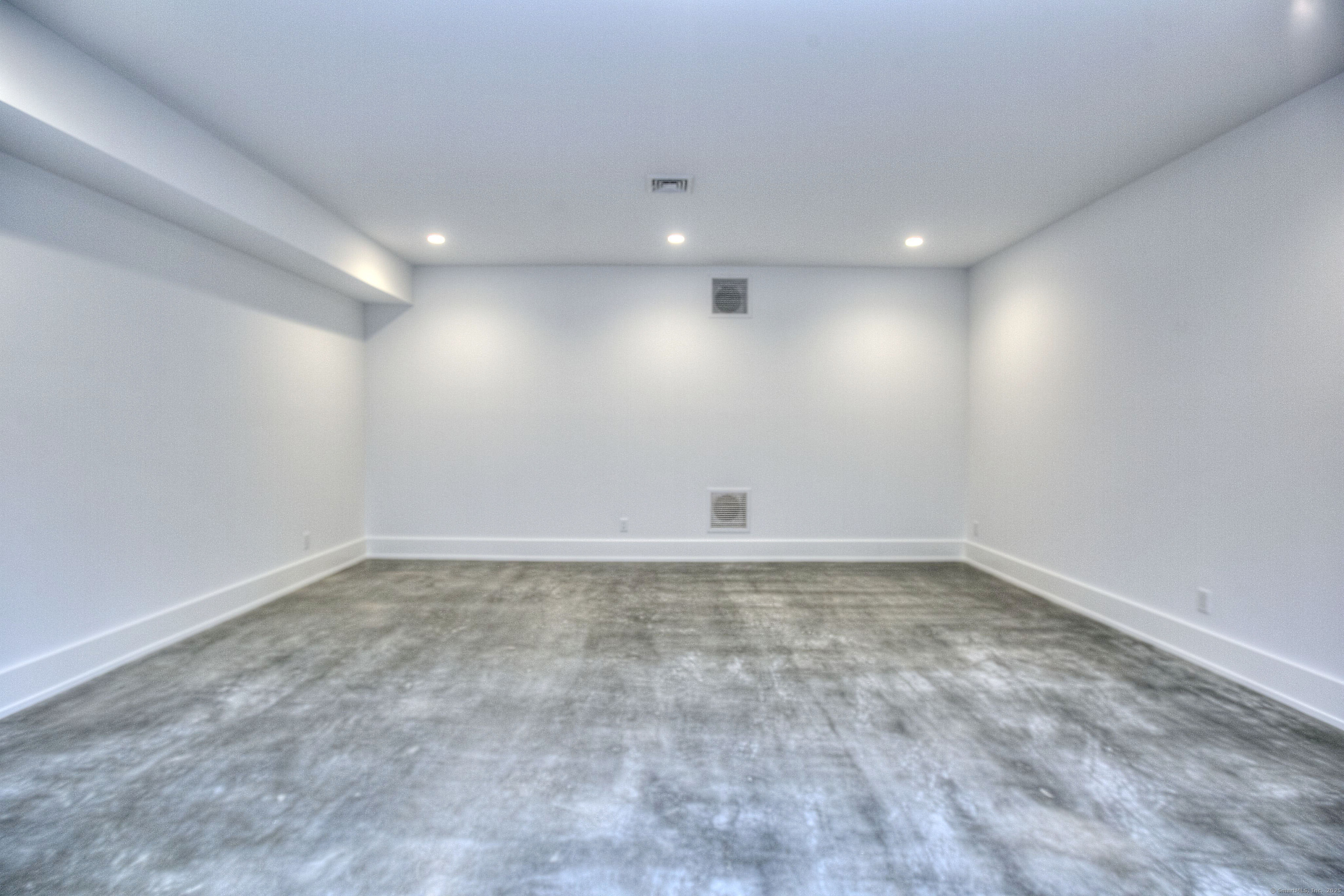 Westport, Connecticut, 06880, United States, 6 Bedrooms Bedrooms, ,9 BathroomsBathrooms,Residential,For Sale,1960776