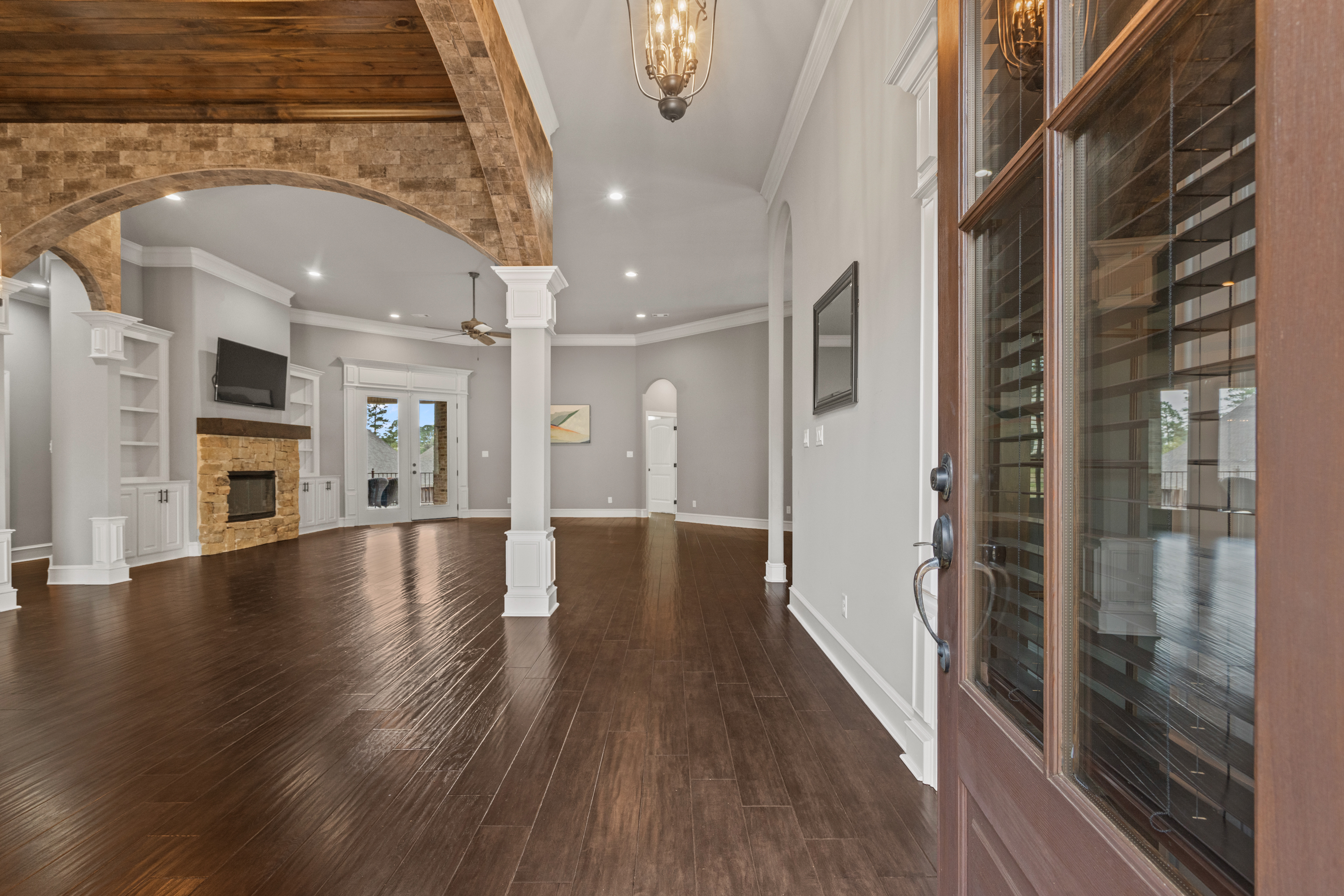 Hot Springs, Arkansas, 71901, United States, 4 Bedrooms Bedrooms, ,4 BathroomsBathrooms,Residential,For Sale,1760165